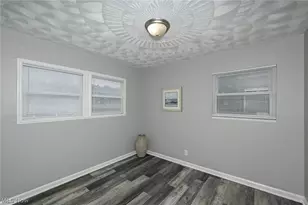 1376 Seward Ave, Akron, OH 44320 - Photo 21