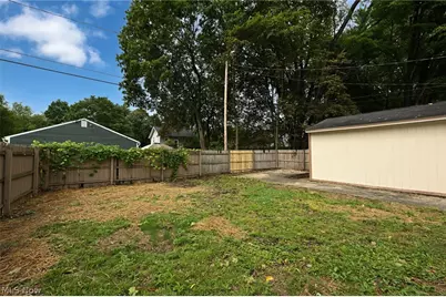 1376 Seward Avenue, Akron, OH 44320 - Photo 31