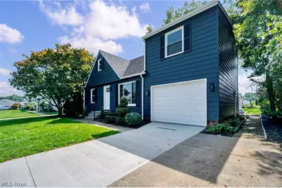 30082 Dorothy Drive, Wickliffe, OH 44092 - Photo 3