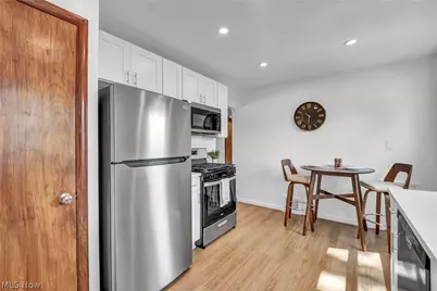 30082 Dorothy Drive, Wickliffe, OH 44092 - Photo 9