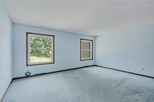 4468 Devonshire Dr, Youngstown, OH 44512 - Photo 19