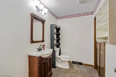 4468 Devonshire Drive #c, Youngstown, OH 44512 - Photo 13