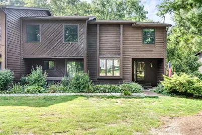 4468 Devonshire Drive #c, Youngstown, OH 44512 - Photo 1
