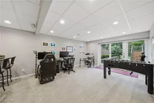 120 Pinehurst Dr, Aurora, OH 44202 - Photo 31