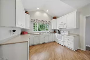 120 Pinehurst Dr, Aurora, OH 44202 - Photo 13