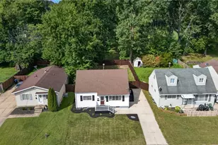558 Alaho St, Akron, OH 44305 - Photo 9