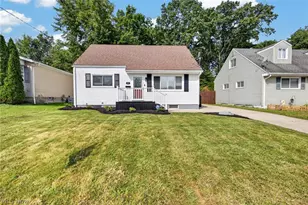 558 Alaho St, Akron, OH 44305 - Photo 1
