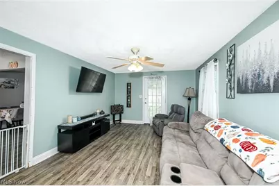 3277 Mayfair Road, Akron, OH 44312 - Photo 5