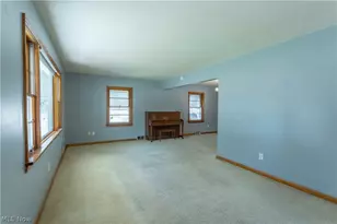 1553 Onondago Ave, Akron, OH 44305 - Photo 5