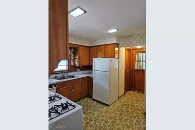1553 Onondago Avenue, Akron, OH 44305 - Photo 7