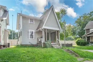 800 Halter Ct NW, Canton, OH 44708 - Photo 1