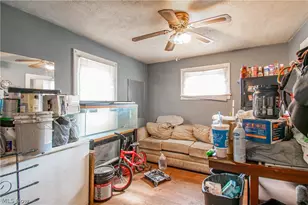 800 Halter Ct NW, Canton, OH 44708 - Photo 5