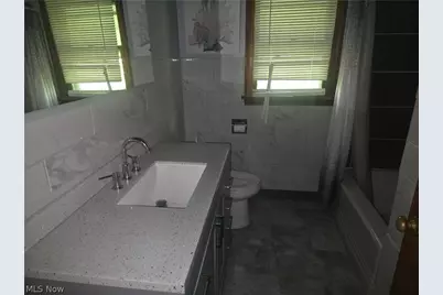 2156 McGuffey Road, Youngstown, OH 44505 - Photo 11