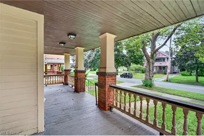 11616 Buckingham Avenue, Loveland, OH 44120 - Photo 5