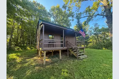 41298 Pleasant Ridge Rd, Graysville, OH 45734 - Photo 3