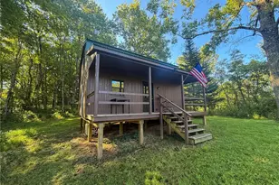 41298 Pleasant Ridge Rd, Graysville, OH 45734 - Photo 3