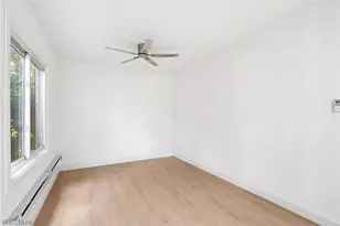 1036 Derbydale Rd, Akron, OH 44306 - Photo 3