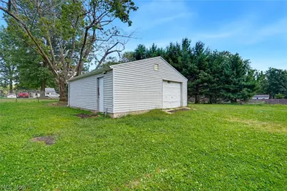 1036 Derbydale Road, Akron, OH 44306 - Photo 17