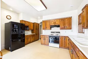 1007 Campus Dr, Belpre, OH 45714 - Photo 19