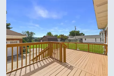 1007 Campus Drive, Belpre, OH 45714 - Photo 5