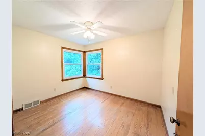 678 Shook Road, Akron, OH 44319 - Photo 23