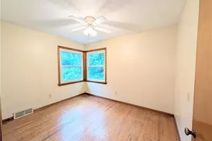 678 Shook Rd, Akron, OH 44319 - Photo 23