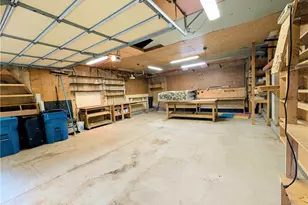 678 Shook Rd, Akron, OH 44319 - Photo 7