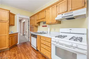 419 Williams Ave, Williamstown, WV 26187 - Photo 25