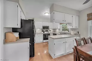 2655 Olentangy Dr, Akron, OH 44333 - Photo 13
