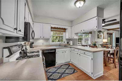 2655 Olentangy Drive, Akron, OH 44333 - Photo 15