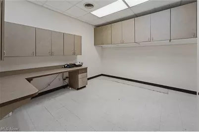 4368 Dressler Road NW #201A, Canton, OH 44718 - Photo 23