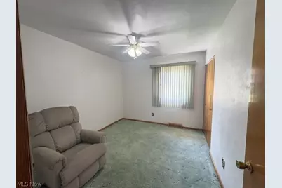 127 Stuart Drive, Wintersville, OH 43953 - Photo 21