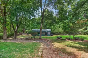 1690 Lares Ln, Brunswick, OH 44212 - Photo 9