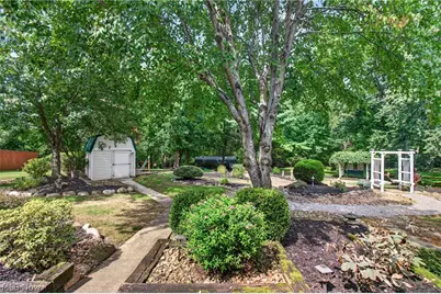 1690 Lares Lane, Brunswick, OH 44212 - Photo 7