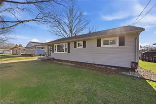 1118 Valley Dr NW, North Canton, OH 44720 - Photo 33