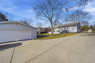 1118 Valley Dr NW, North Canton, OH 44720 - Photo 37