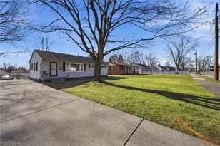 1118 Valley Dr NW, North Canton, OH 44720 - Photo 41
