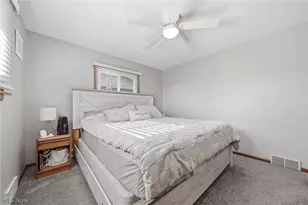 1118 Valley Dr NW, North Canton, OH 44720 - Photo 21