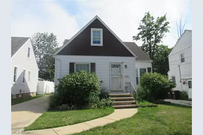 11901 Wayland Avenue, Loveland, OH 44111 - Photo 1