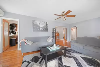 1933 9th Street, Cuyahoga Falls, OH 44221 - Photo 3