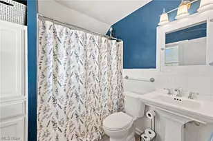 2069 Marlowe Ave, Oakwood, OH 44107 - Photo 23