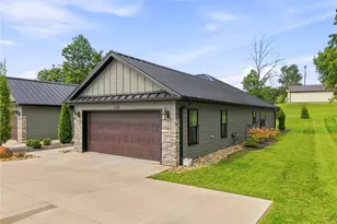 1017 Sycamore Ln, Millersburg, OH 44654 - Photo 3
