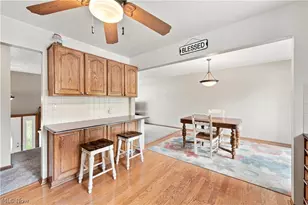1924 Lincoln Rd, Wickliffe, OH 44092 - Photo 7