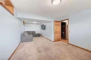 1924 Lincoln Rd, Wickliffe, OH 44092 - Photo 19