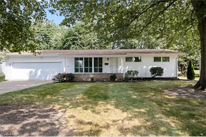150 Longview Drive, Wadsworth, OH 44281 - Photo 1