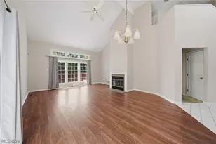 645 Grandview Ln, Aurora, OH 44202 - Photo 7