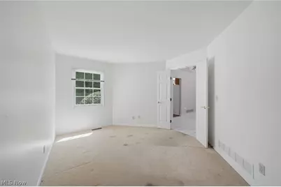 645 Grand View Lane, Aurora, OH 44202 - Photo 3