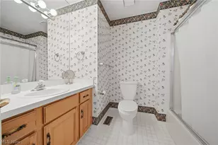 645 Grandview Ln, Aurora, OH 44202 - Photo 21