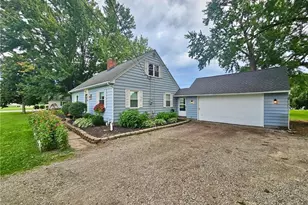 6620 W Lake Rd, Vermilion, OH 44089 - Photo 3