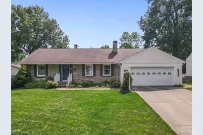 1000 Kingsway Street, Alliance, OH 44601 - Photo 1